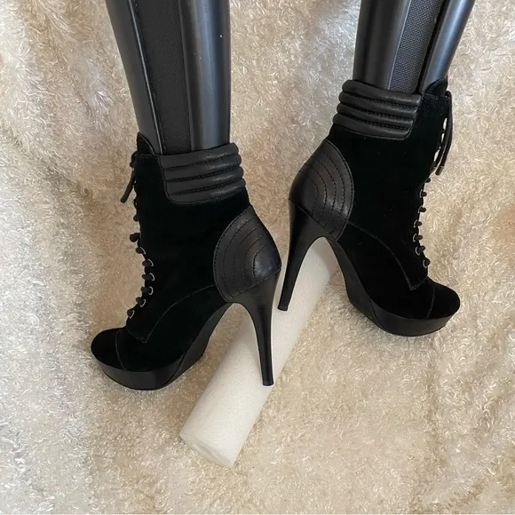 Jessica Simpson Genuine Suede Leather lace up platform black ankle boots size 8