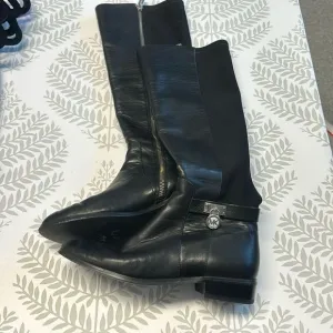 Michael Kors Women’s Hamilton Black leather riding boots - 6.5