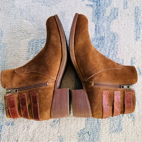 UGG VOLTA BROWN SUEDE LEATHER CHELSEA ANKLE BOOTS SIZE 8.5